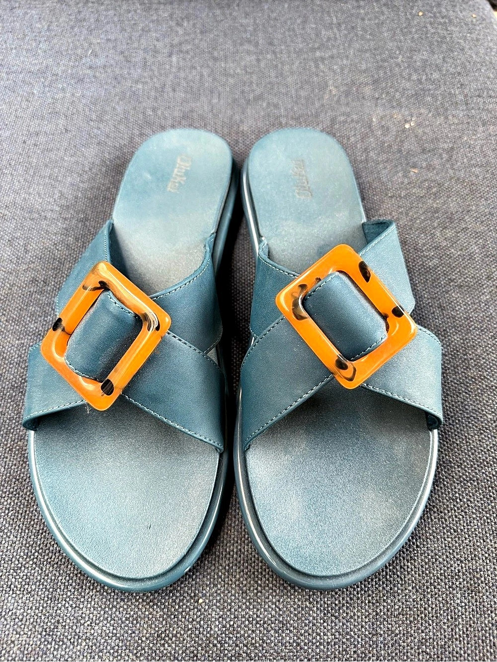 Olukai La’i Slide Sandals - Like New